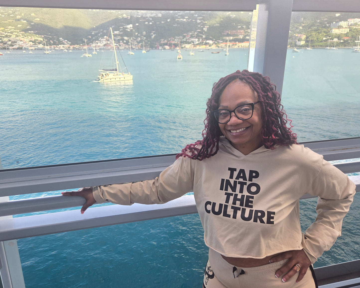 BullCrab Slogan Cropped-Hoodie Short Set