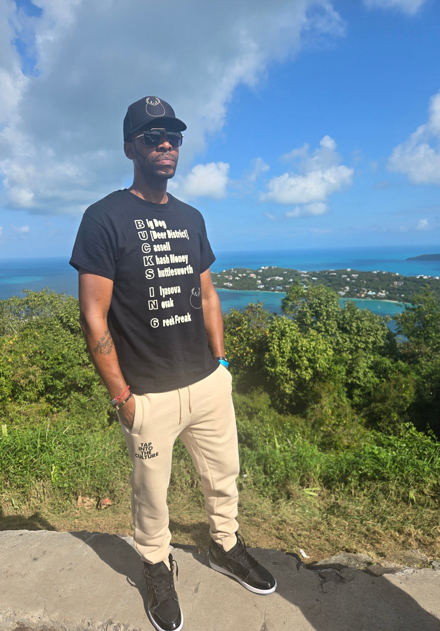 Bucks in 6 (BIG DOG) Men's Tee