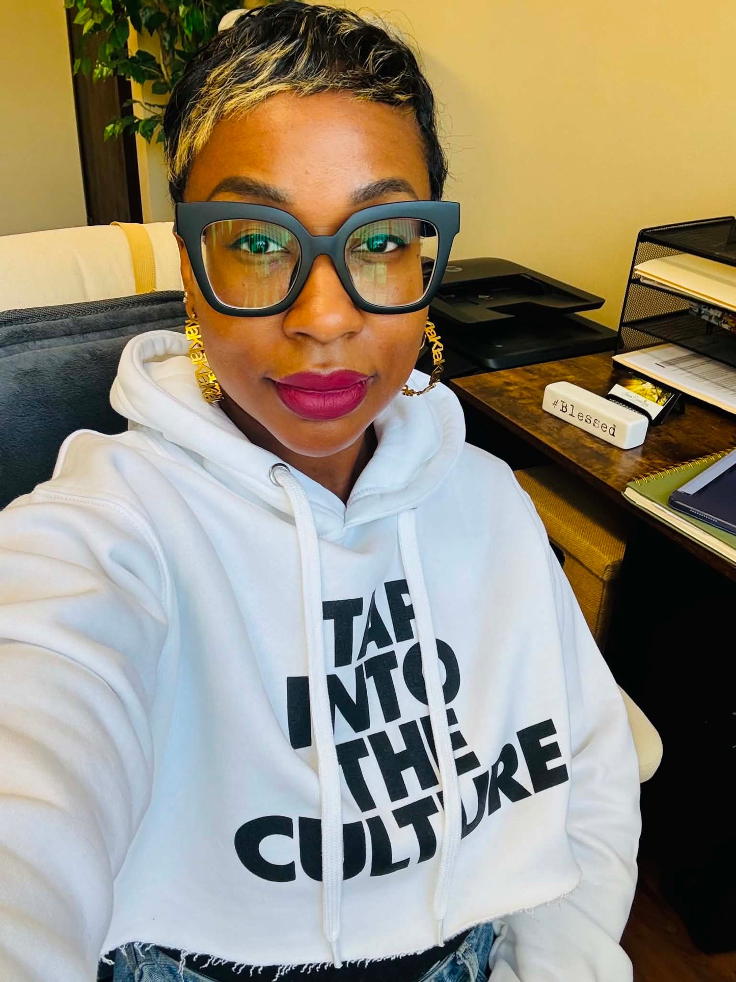 BullCrab Slogan Cropped-Hoodie